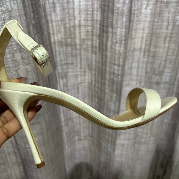 Manolo Blanik Chaos Satin Sandal in Ivory - Picture 3 of 9